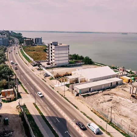 Povesti La Mare Mamaia